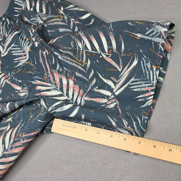 All in Motion Shorts Mens Medium Blue Palm Leaf Print Stretch Golf Zip Pocket - Picture 9 of 10